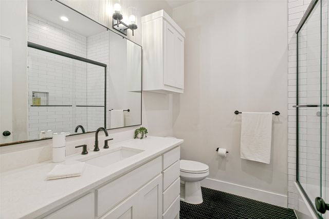 104 Bent Creek Court, Cleburne, TX 76033