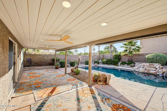 4102 E ROCK WREN Road, Phoenix, AZ 85044