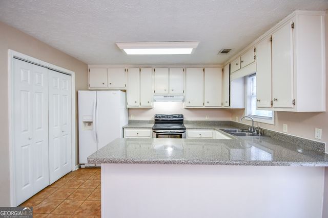 337 Mary Alice Drive, Winder, GA 30680