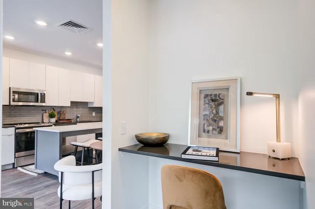 501-31 N COLUMBUS BLVD #1208, Philadelphia, PA 19123