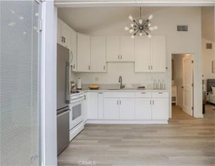5337 E Brittain 1/2, Long Beach, CA 90808