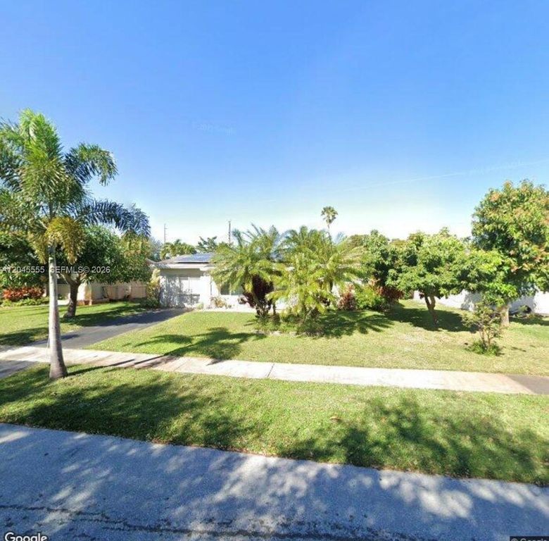 6321 Thomas Street, Hollywood, FL 33024