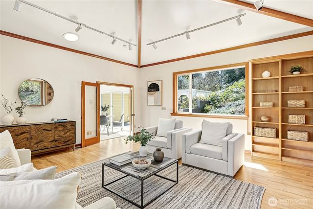 2209 NE 177th Street, Shoreline, WA 98155