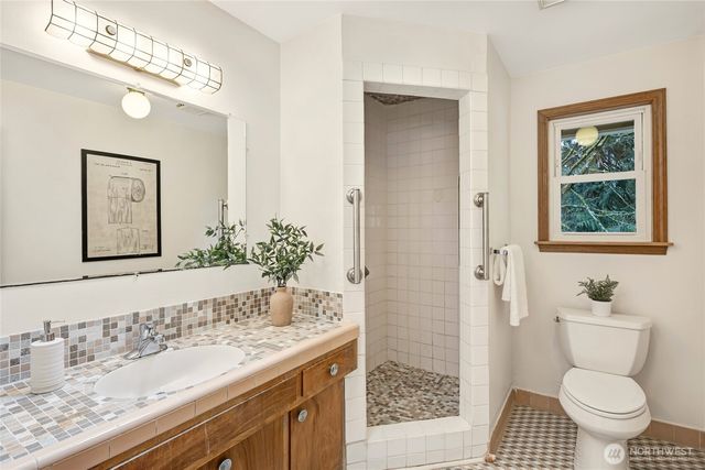 2209 NE 177th Street, Shoreline, WA 98155