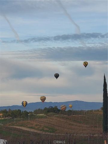 39220 Gray Squirrel Road, Temecula, CA 92592