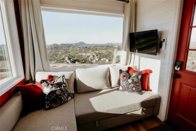 39220 Gray Squirrel Road, Temecula, CA 92592