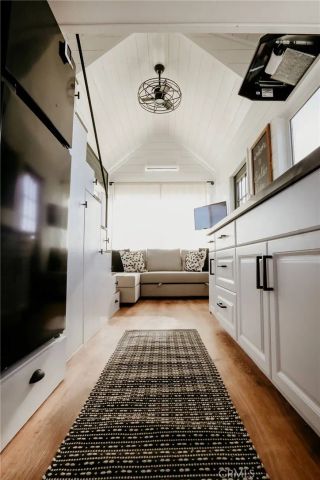 39220 Gray Squirrel Road, Temecula, CA 92592