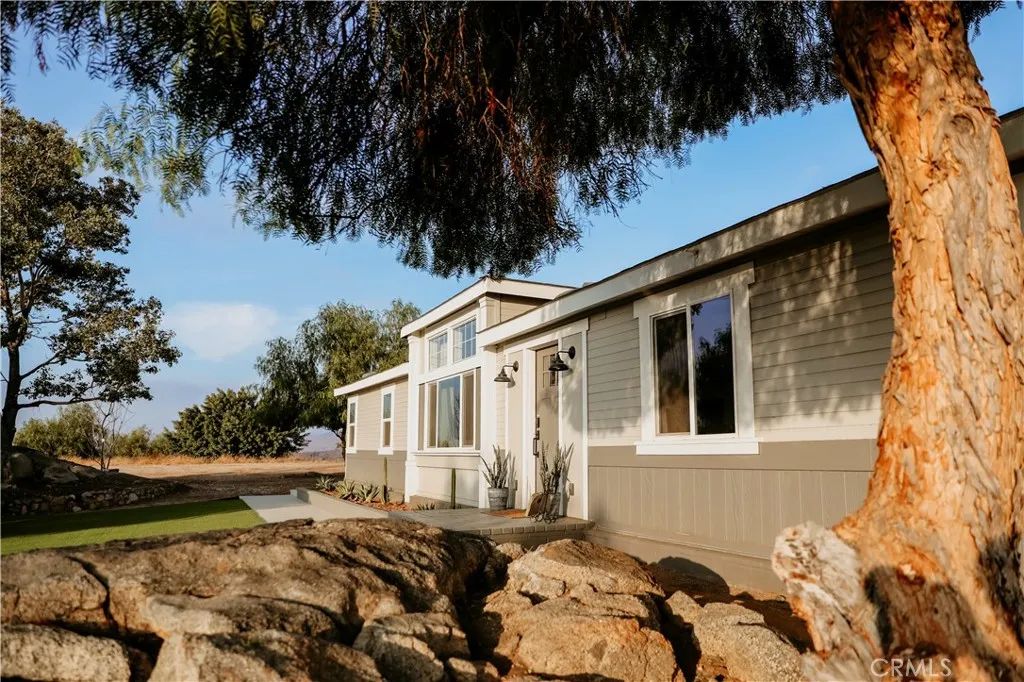 39220 Gray Squirrel Road, Temecula, CA 92592