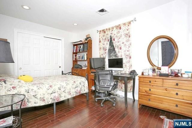 27 West Street, Closter, NJ 07624