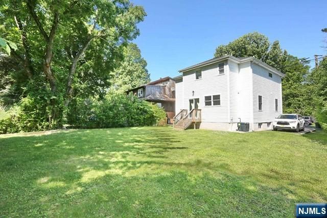 27 West Street, Closter, NJ 07624