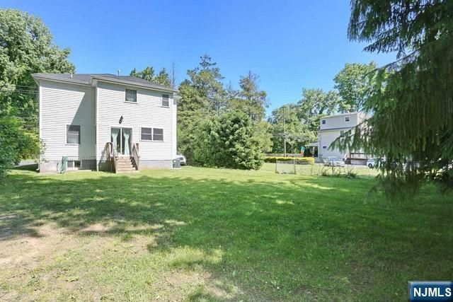27 West Street, Closter, NJ 07624