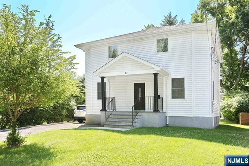 27 West Street, Closter, NJ 07624