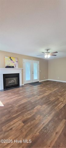 105 Sunshine Lane A, Winterville, NC 28590