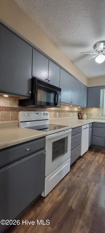 105 Sunshine Lane A, Winterville, NC 28590