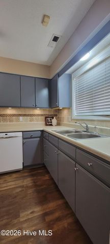 105 Sunshine Lane A, Winterville, NC 28590