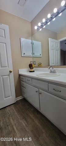 105 Sunshine Lane A, Winterville, NC 28590