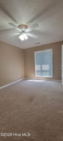 105 Sunshine Lane A, Winterville, NC 28590