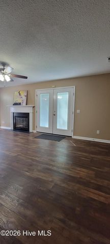 105 Sunshine Lane A, Winterville, NC 28590
