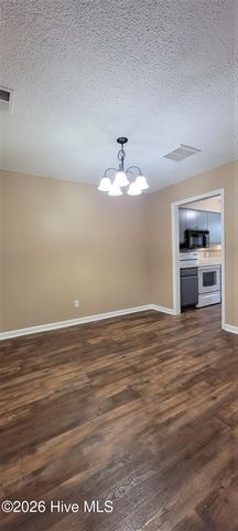 105 Sunshine Lane A, Winterville, NC 28590