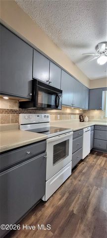 105 Sunshine Lane A, Winterville, NC 28590