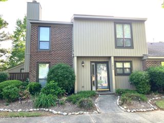 105 Sunshine Lane A, Winterville, NC 28590