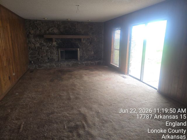 17787 15 Highway, England, AR 72046