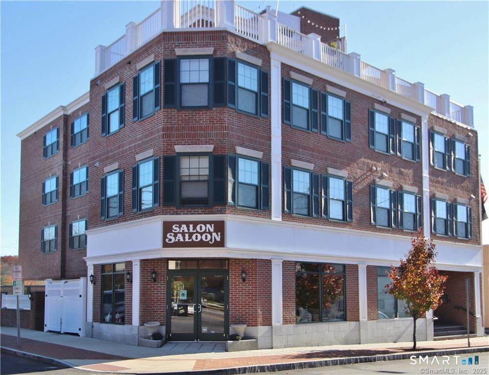 947 Hope Street 302, Stamford, CT 06907