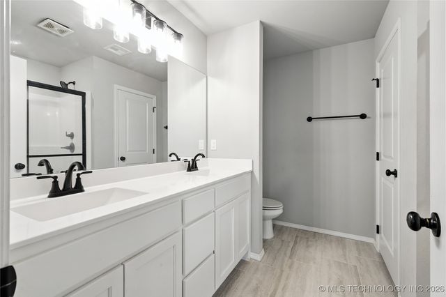 15903 E 74th Street North, Owasso, OK 74055