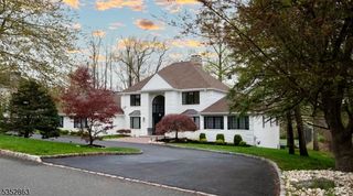 3 Pheasant Run, Green Brook Twp., NJ 08812