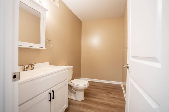 1613 E 24th Street, Minneapolis, MN 55404
