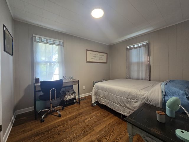 1901 Cherry St, Columbia, TN 38401