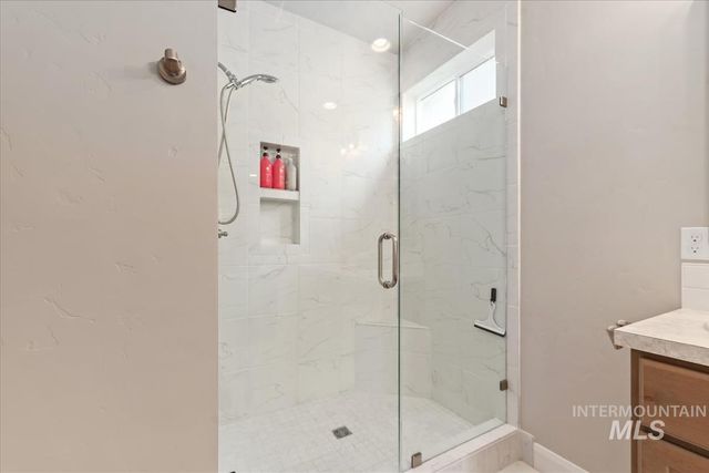 5773 W Riva Capri St, Meridian, ID 83646