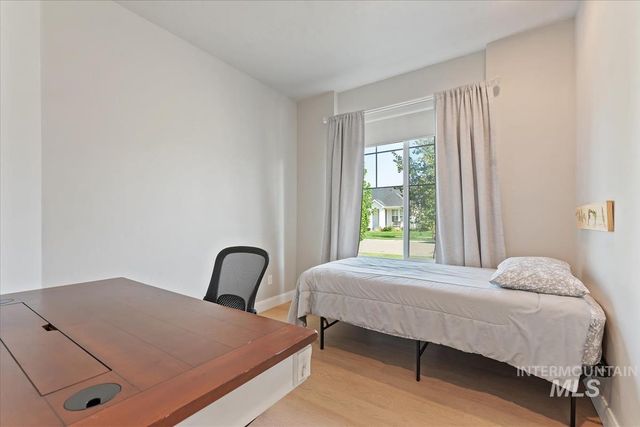 5773 W Riva Capri St, Meridian, ID 83646