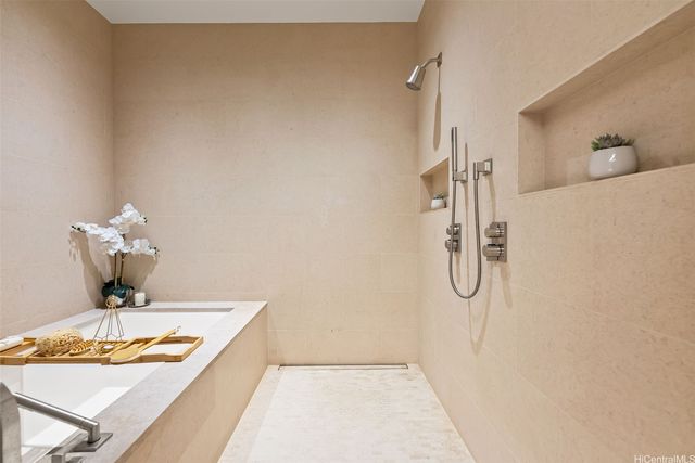 1388 Ala Moana Boulevard 5603, Honolulu, HI 96814