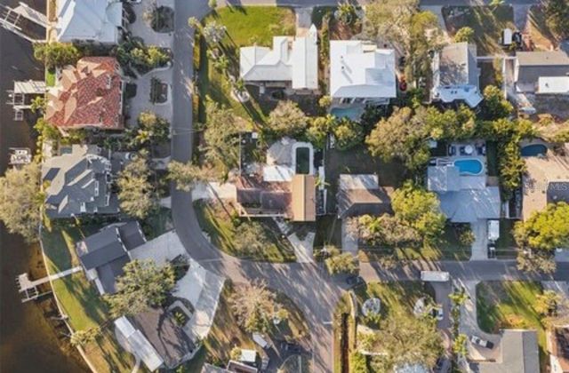 100 AUGUSTA AVENUE, Palm Harbor, FL 34683