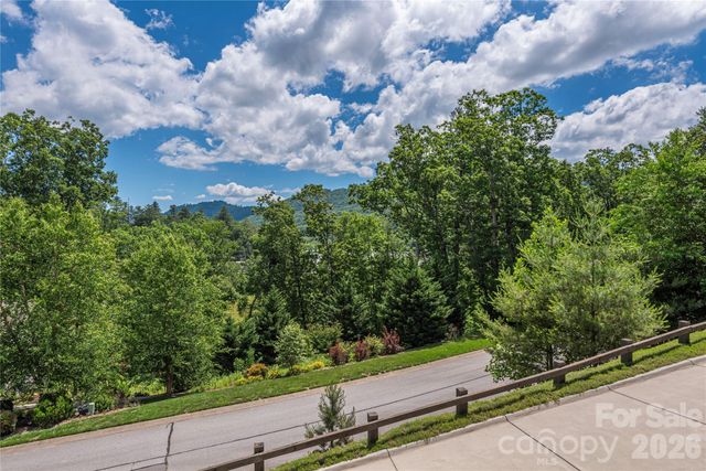 118 Still Water Lane, Fletcher, NC 28732