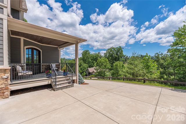 118 Still Water Lane, Fletcher, NC 28732