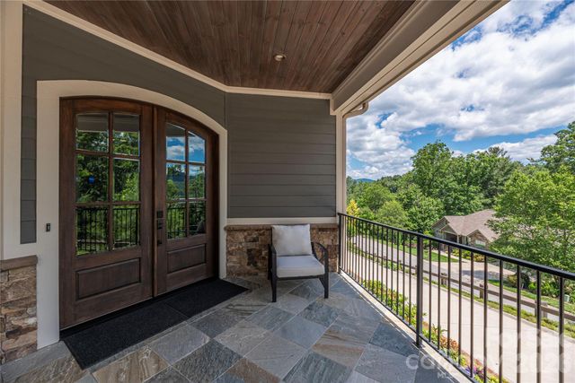 118 Still Water Lane, Fletcher, NC 28732