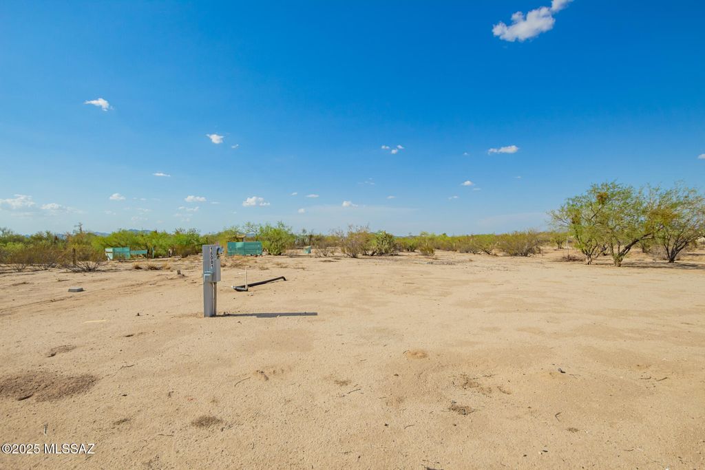 16081 W Quinlin Trail, Tucson, AZ 85735