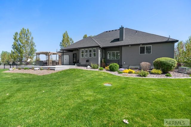 453 W 350 N, Blackfoot, ID 83221