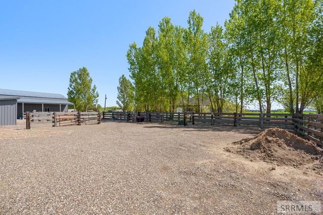 453 W 350 N, Blackfoot, ID 83221