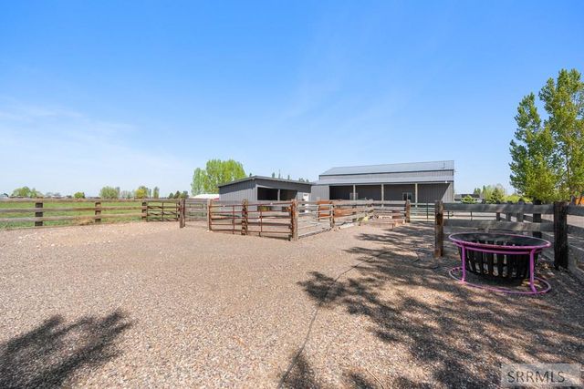 453 W 350 N, Blackfoot, ID 83221