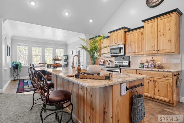 453 W 350 N, Blackfoot, ID 83221