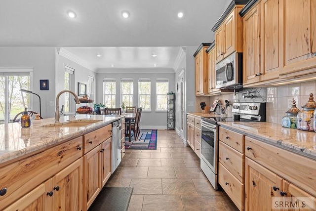 453 W 350 N, Blackfoot, ID 83221