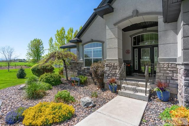 453 W 350 N, Blackfoot, ID 83221