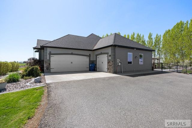 453 W 350 N, Blackfoot, ID 83221