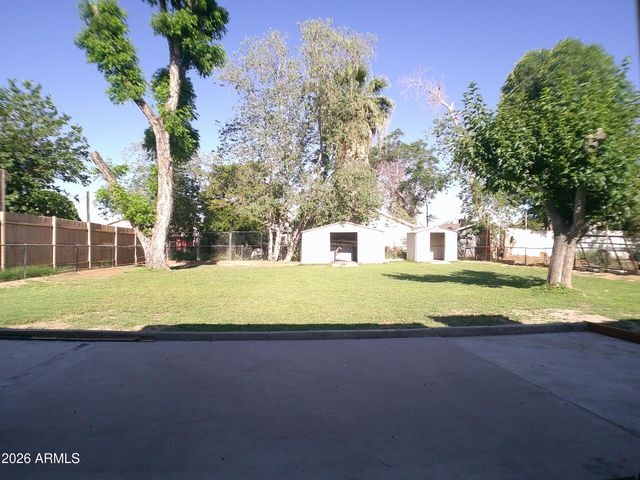 6542 N 61ST Drive, Glendale, AZ 85301