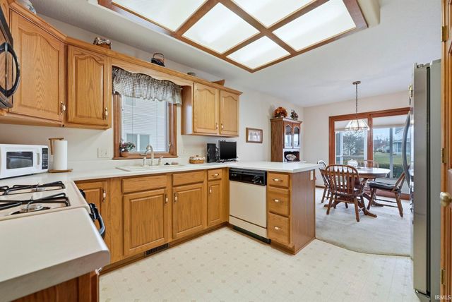 617 Darlington Court, Fort Wayne, IN 46825