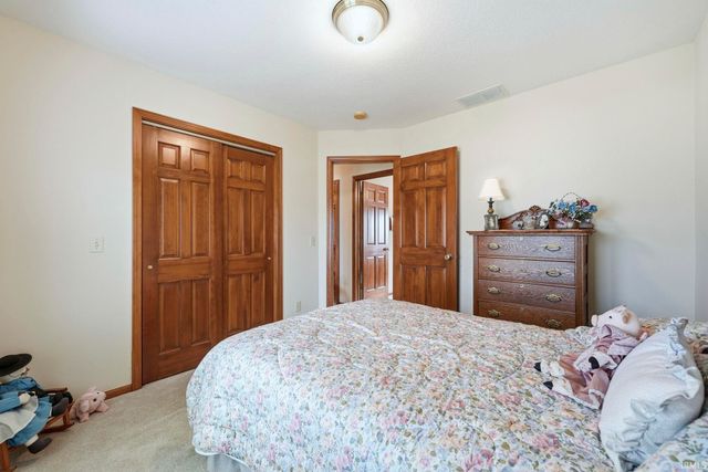 617 Darlington Court, Fort Wayne, IN 46825