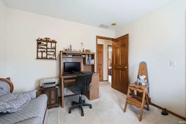 617 Darlington Court, Fort Wayne, IN 46825